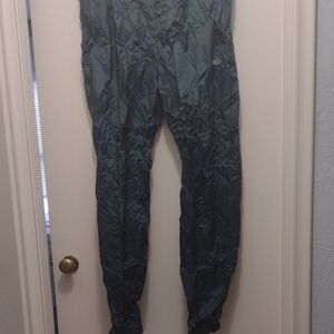 REI Dark Green Waterproof Packable Hiking Pants (J666)